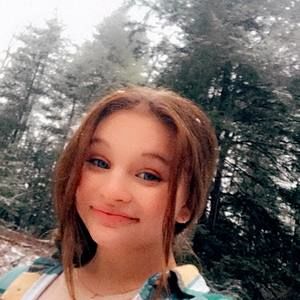 Meet your Posher, Lexia